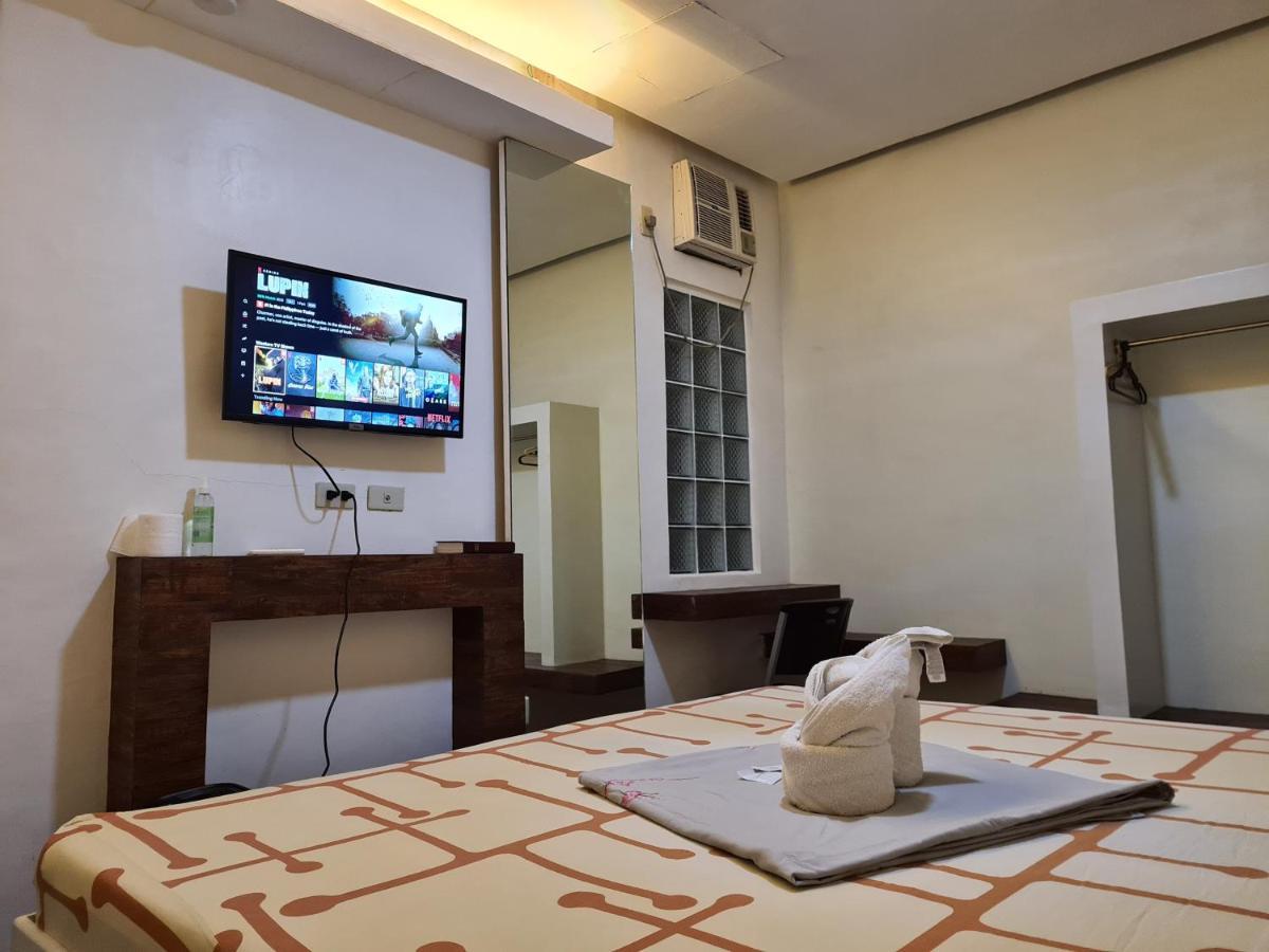 Hotel Giorgio General Santos City Kültér fotó